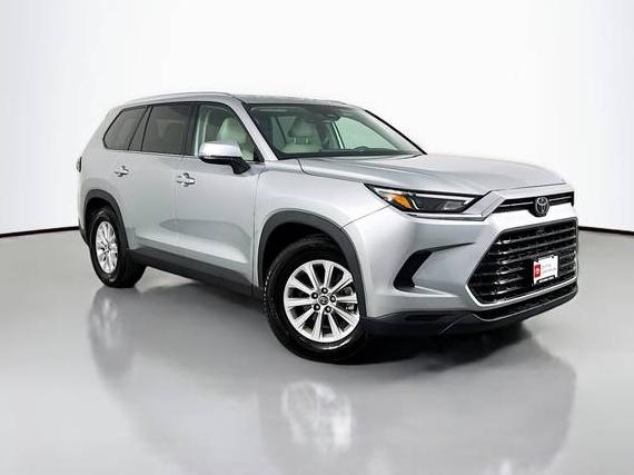 TOYOTA GRAND HIGHLANDER 2025 5TDAAAB55SS086504 image